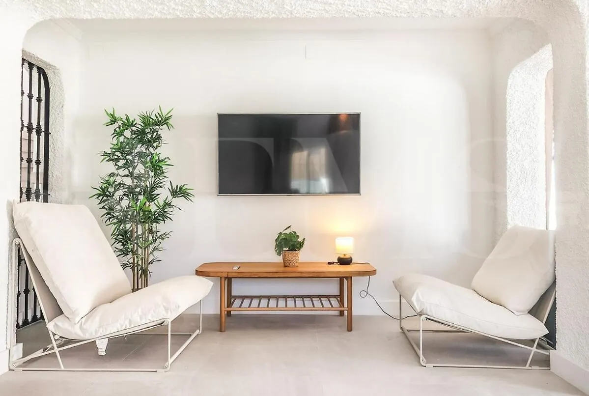 Chic Villa With Pool, Garden And Parking Rems Fuengirola Spanje